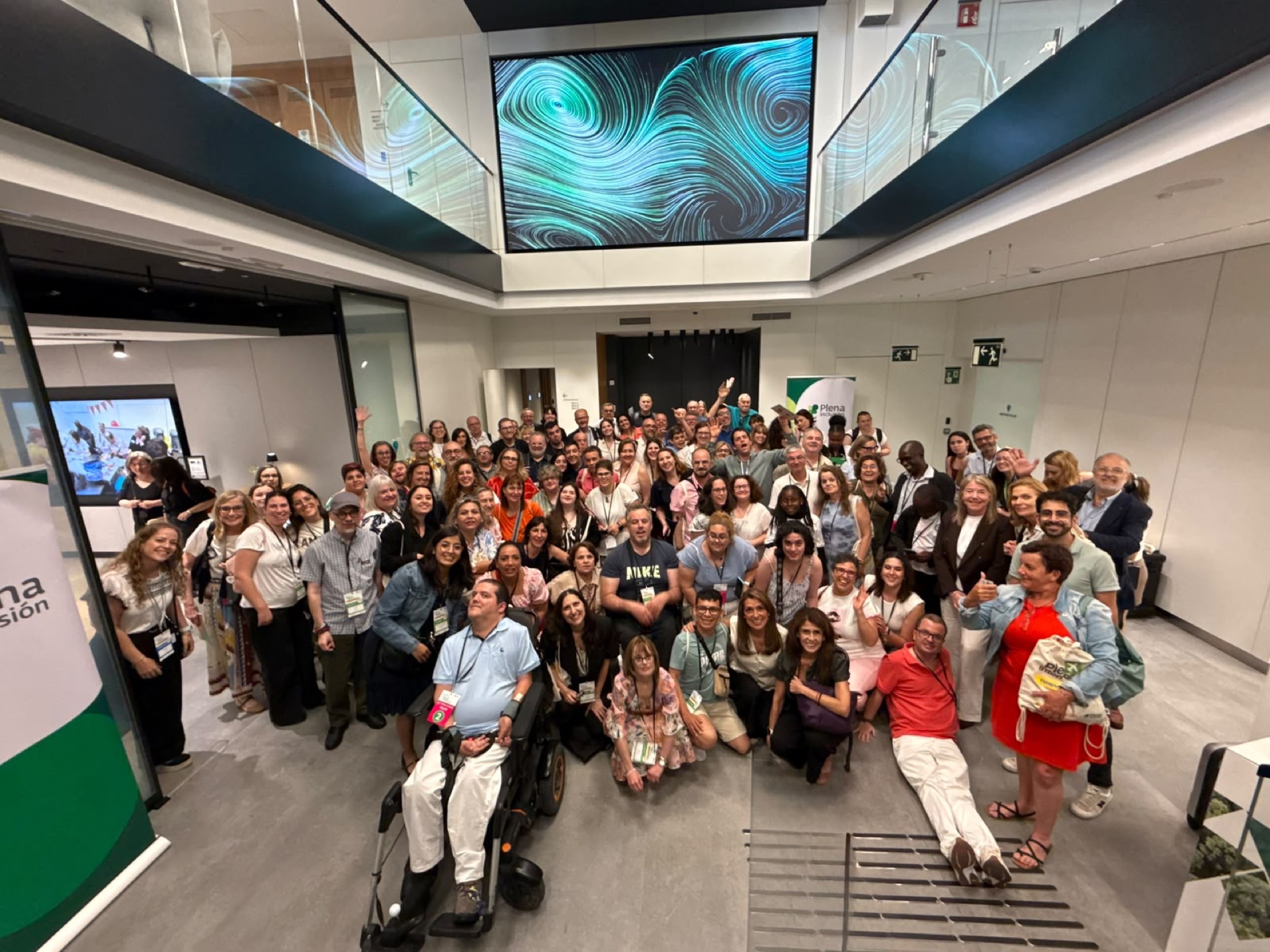 Foto grupal del Encuentro Plena Internacional 2026 en Madrid